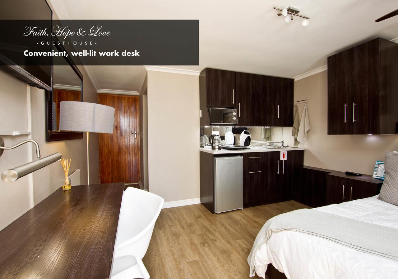 Faith, Hope & Love Self Catering Port Elizabeth Exterior photo